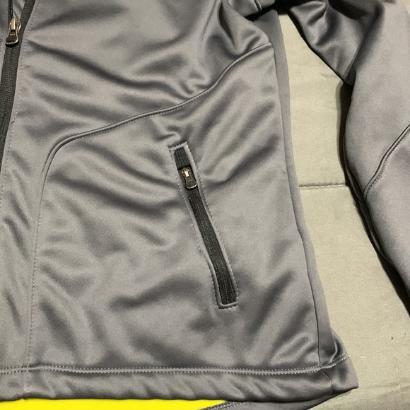 CIRRUS Aircraft zip-up jacket - Picture 4 of 6